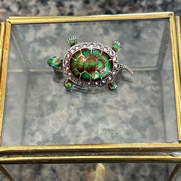 Alice Caviness Sterling Silver Turtle Brooch🐢🌺 - Picture 5 of 5